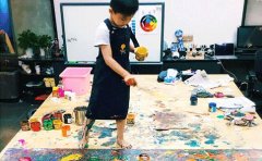 杨梅红艺术教育杨梅红：孩子画画时父母必须学会这几件事