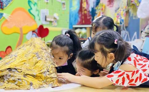  杨梅红艺术教育,杨梅红分享读懂孩子画画的方法