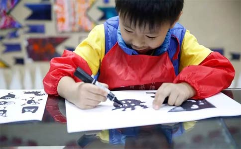 福州杨梅红2周岁亲子培养艺术启蒙微米课程