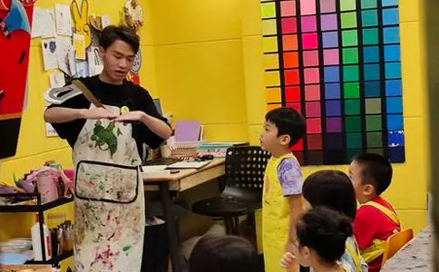 杨梅红艺术教育培养孩子多元的艺术思维