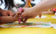 杨梅红艺术教育4岁孩子学美术，建议来杭州杨梅红早稻工作室