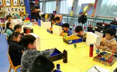 杨梅红艺术教育武汉杨梅红的毕加索大师班适合几岁孩子学习？